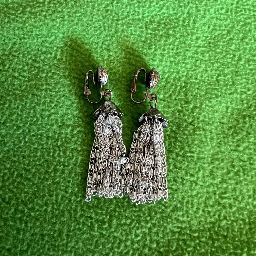 Silver CLIP style earrings